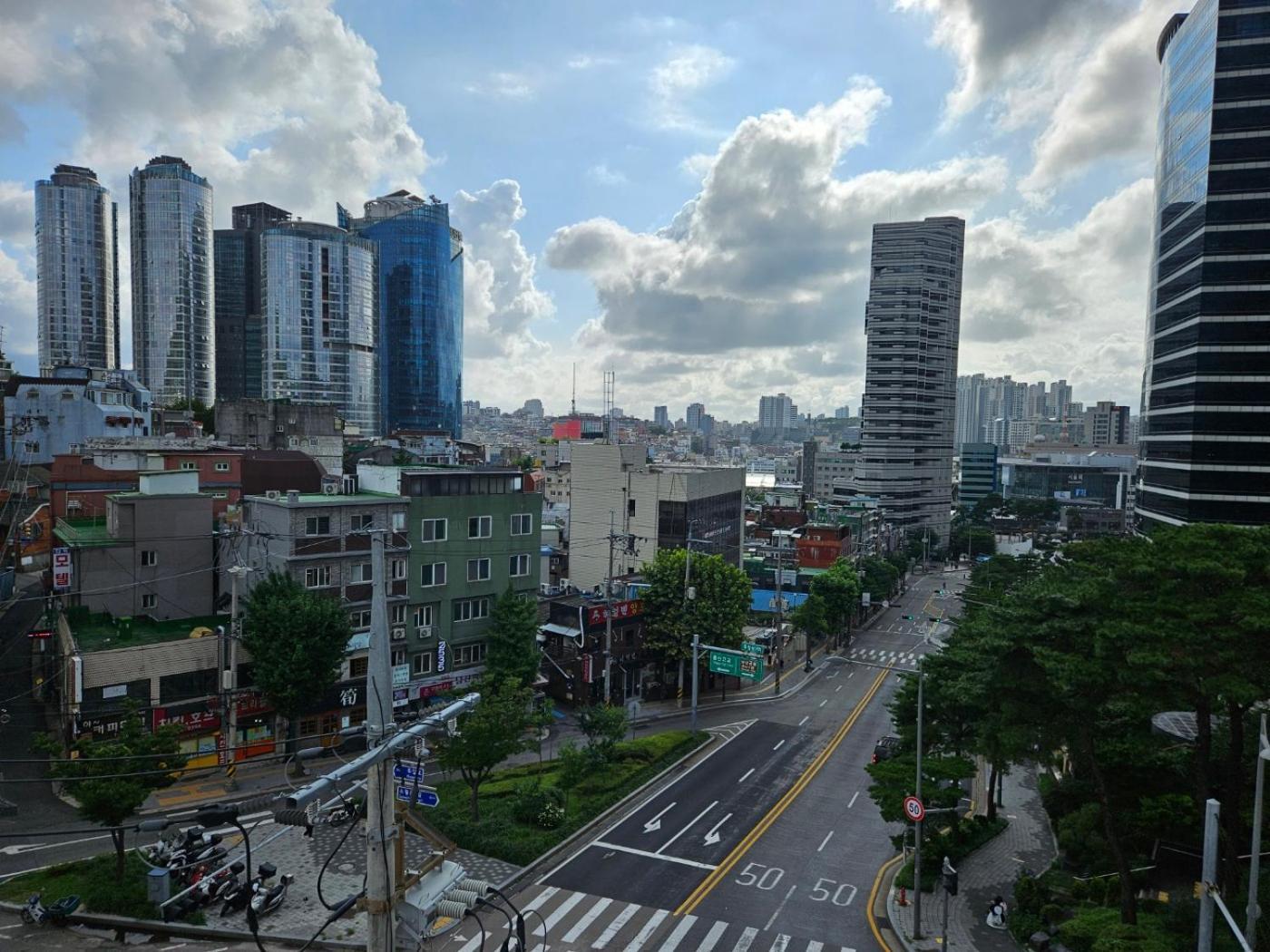 Апартаменти For Family Group, 4Min To Seoul Station Екстер'єр фото